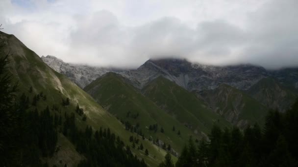在瑞士的阿尔卑斯山中逝去的时间 — 图库视频影像