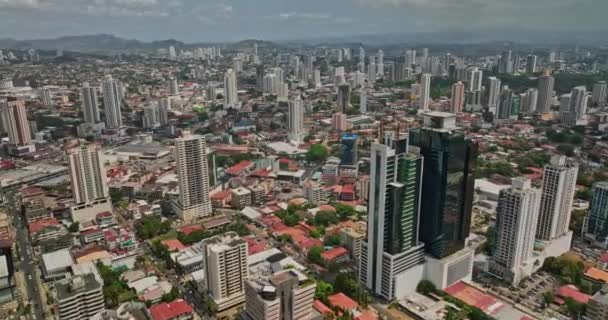 Panama City Aerial V76 Fallande Viadukt Fånga Centrum Stadsbilden Blandning — Stockvideo