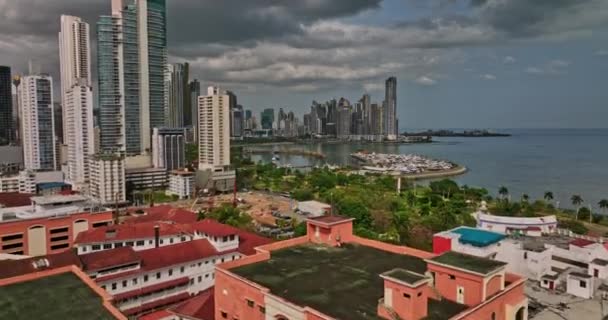 Cidade Panamá V16 Aérea Flyover Calidonia Através Bairros Capturando Paisagem — Vídeo de Stock