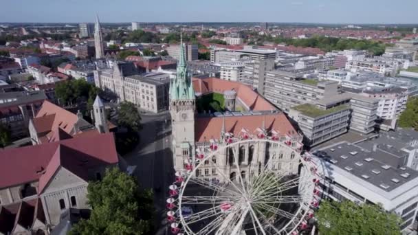 Ruské Kolo Gotická Radnice Hodinovou Věží Braunschweigu Německo Bezpilotní Přiblížení — Stock video