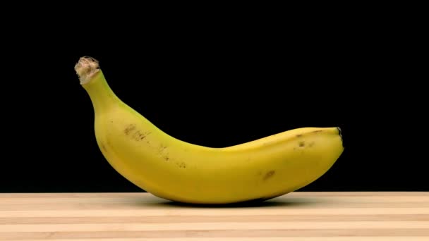 Banane Wird Zerkleinert Stop Motion Animation — Stockvideo