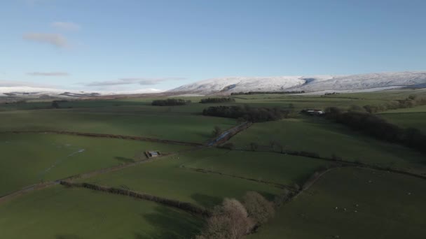 Verdant Green Farmland Lancaster Snow Dusted Hills — Stock Video
