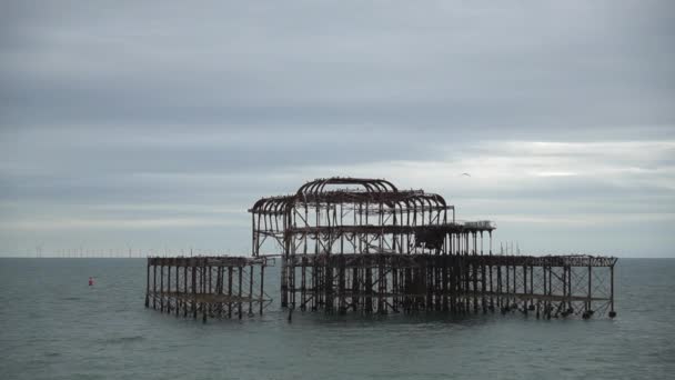 Derelict Ruin Brighton West Pier Stands Skeleton Wreck Shore — Stock Video