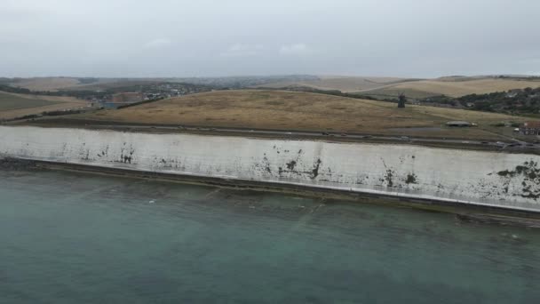 Flygfoto Över Vita Krita Klippor Rottingdean England — Stockvideo