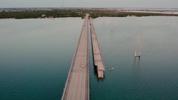 Foto Aérea Del Puente Summerland Florida Que Conecta Varios Los — Vídeo de stock