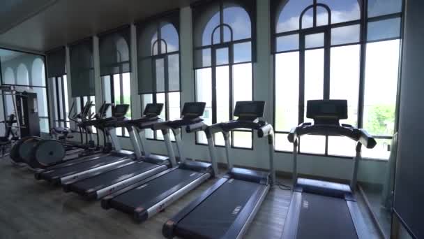 Modern Och Lyxig Gym Inredning People — Stockvideo