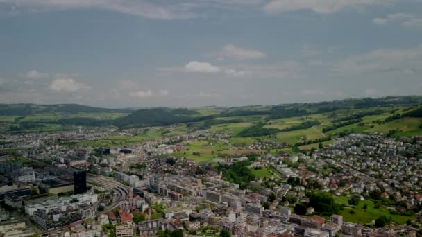 Sviçre Deki Zug Şehrinin Üzerinde Uçuş — Stok video