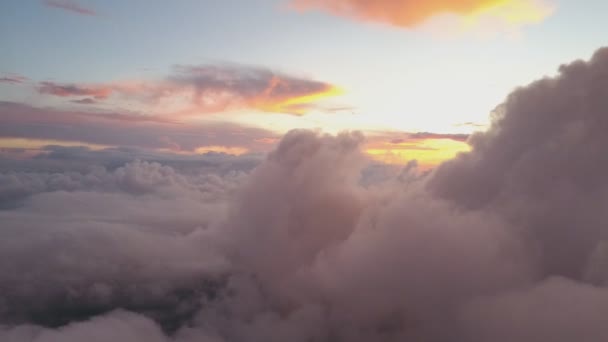 Vide Volante Nuages Roses Coucher Soleil — Video