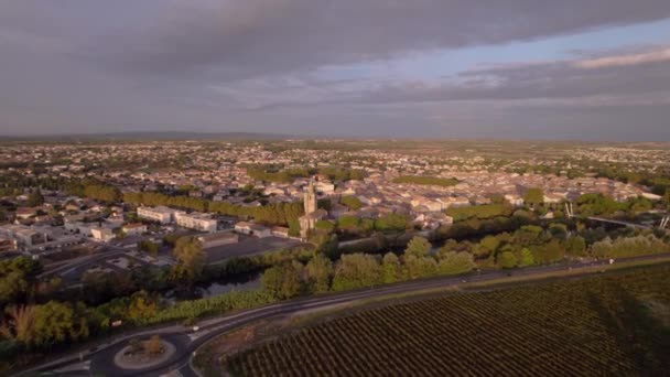 法国南部Bziers镇的空中射击 — 图库视频影像