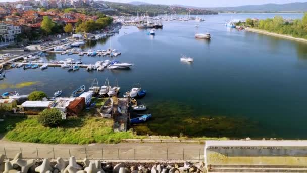 Puerto Marítimo Sozopol Costa Del Mar Negro Bulgaria Drone Revelar — Vídeo de stock