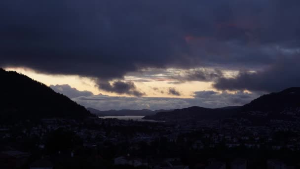 Statické Timelapse Bergen Going Orange Sky Complete Darkness — Stock video