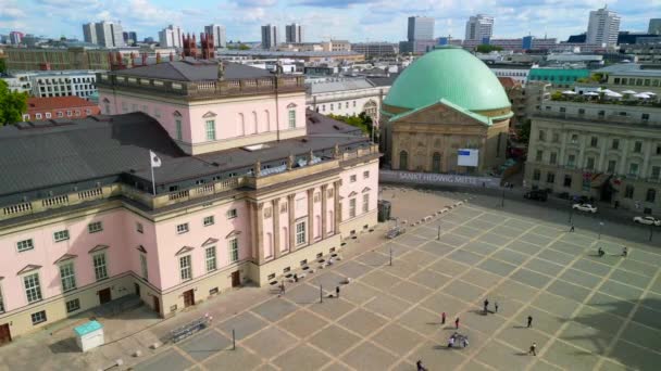 Unglaublicher Rundflug Der Staatsoper Unter Den Linden Hedwigs Kathedrale Berlin — Stockvideo