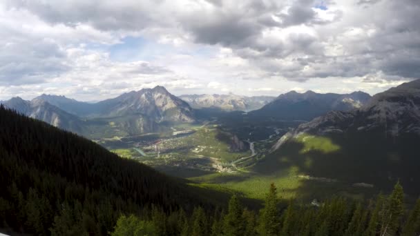 Sülfür Dağı Nda Bulutların Hızı Banff Alberta Kanada — Stok video