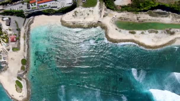 Oceano Blu Iconico Spiagge Sabbiose Con Edifici Bali Vista Dall — Video Stock