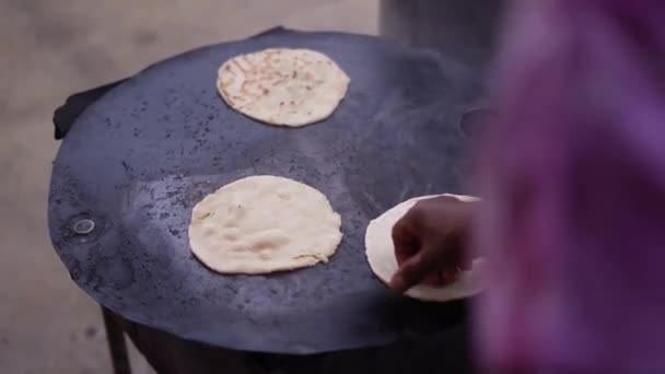 Вулична Їжа Нікарагуа Сан Джуан Сюр Кукурудзяні Тортильї Вуличний Постачальник — стокове відео