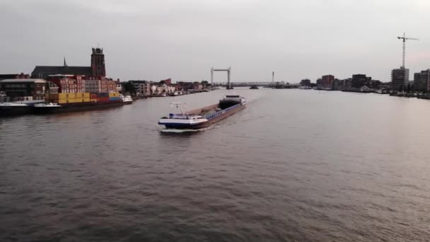 Vysoký Úhel Záběru Nad Insomnia Nákladní Loď Přepravující Bahno Nizozemsku — Stock video