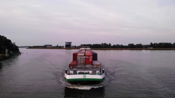 Stunning Shot Alfa Verde Cargo Ship Speeding Dordrecht Port South — 비디오