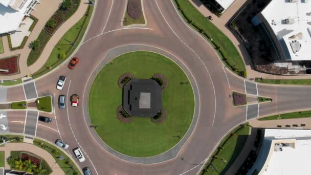 Drone Overhead Video Traffic Roundabout Centrum Handlowym University Town Center — Wideo stockowe