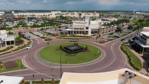 Vídeo Drone Traffic Roundabout Centro Comercial University Town Center Sarasota — Vídeo de Stock