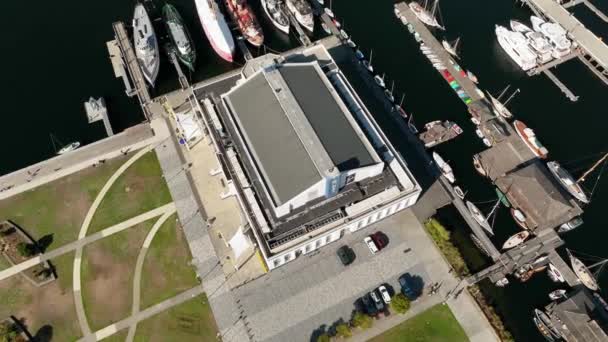 Overhead Aerial Shot Center Wooden Boats Seattle — Stock Video