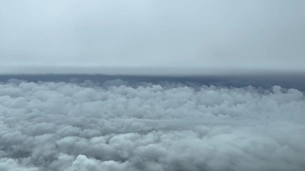Bir Jet Kokpiti Için Şaşırtıcı Manzara Pilot Bakış Açısı Bulutların — Stok video