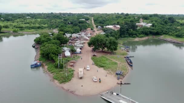 Aerial Dolly Shot Small Fishing Village Lake Ghana West Africa — Stock Video