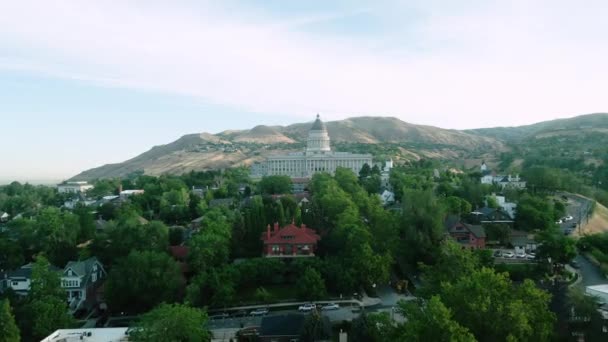 Κινηματογραφική Αργή Ώθηση Στο Κτίριο Utah State Capitol Στο Salt — Αρχείο Βίντεο