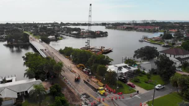 Drone Video Bridge Repair Crews Pracuje 40Th Avenue Bridge Petrohradě — Stock video