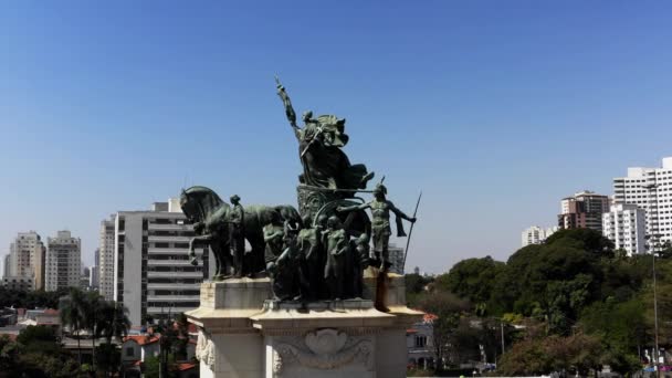 Drone Flyver Rundt Independence Monument Monumento Independncia Independence Park Beliggende – Stock-video