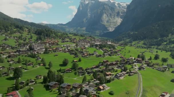 Sliding Aerial View Grindelwald Swiss Alps Switzerland — Stock Video