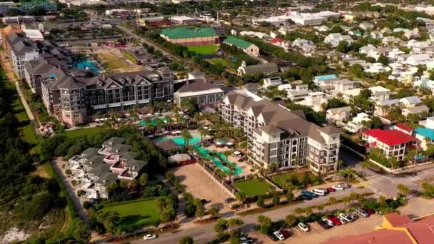 Panorámica Derecha Drone Vista Playa Henderson Resort Spa Destin — Vídeo de stock