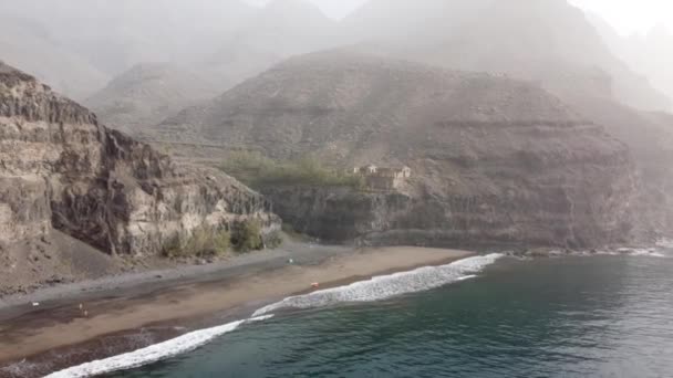 卡利马期间Gui Gui海滩 Las Palmas Gran Canaria的空中照片 4K无人驾驶飞机镜头 — 图库视频影像