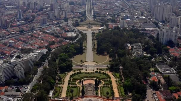 Drone Volando Través Del Museo Ipiranga Monumento Independencia Parque Independencia — Vídeos de Stock