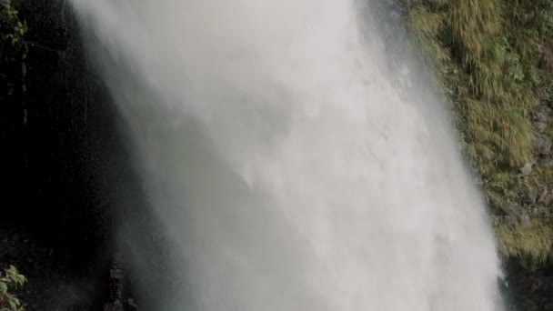 Majestatyczny Wodospad Diabelskiego Kotła Rio Verde Koło Banosu Ekwadorze Zamknij — Wideo stockowe