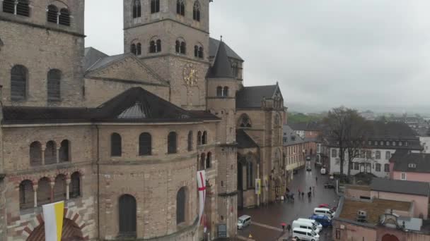 Aerial Pedestal Kilátás Templom Szent Péter Katedrális Trier Mosel Valley — Stock videók