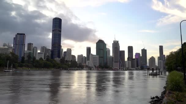 Časová Prodleva Centrální Obchodní Čtvrti Brisbane Při Západu Slunce — Stock video
