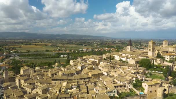 Drone Voa Acima Spello Itália Dia Clássico Verão Lindo Estabelecimento — Vídeo de Stock