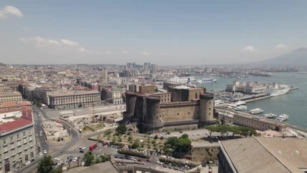 Napoli Deki Ortaçağ Kalesinin Yüksek Açılı Manzarası Castel Nuovo Campania — Stok video