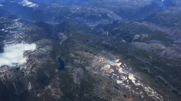 Vista Aérea Paisagem Montanhosa Dos Alpes Franceses Montanhas Lagos França — Vídeo de Stock