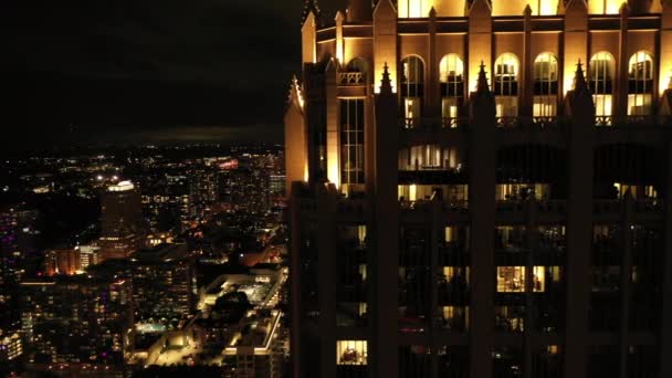 Drone Shot Night Atlanta Georgia Reveal Distant Building Midtown — Stock video