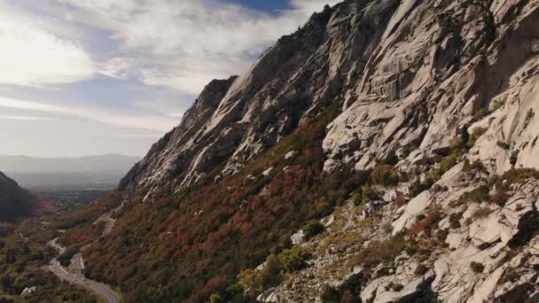 Drone Shot Boulders Mountains Base Little Cottonwood Canyon Salt Lake — Stock Video