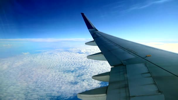 Mattina Cielo Azzurro Nuvoloso Vista Dalle Finestre Degli Aerei Commerciali — Video Stock