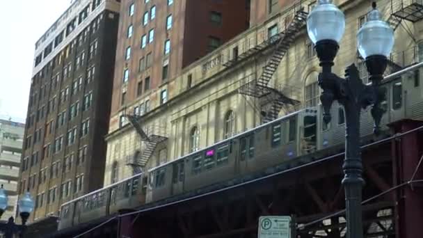 Een Trein Uit Chicago Onderweg Naar Volgende Halte — Stockvideo