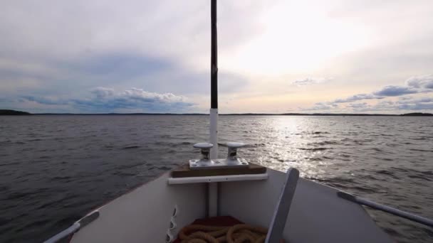 Vieux Bateau Naviguant Vers Rêve Très Semblable Coucher Soleil — Video