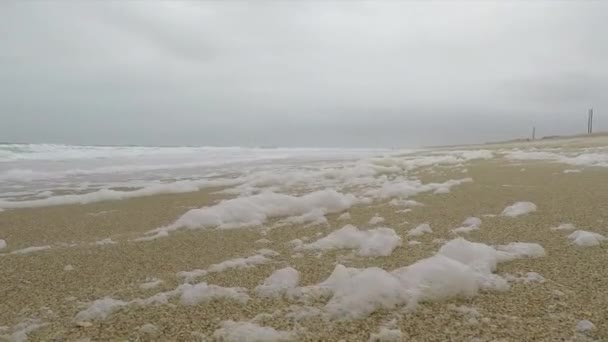 Poco Espuma Playa Tierra Mientras Una Tormenta Prepara Horizonte Wilmington — Vídeos de Stock