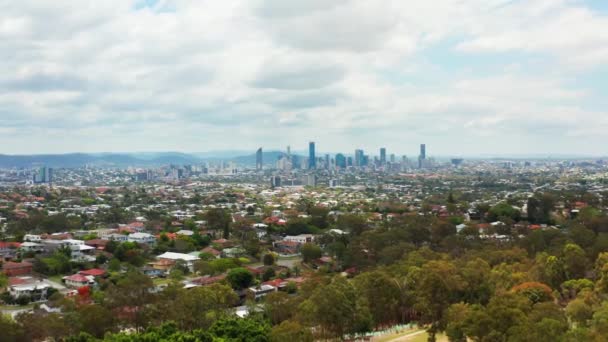 Imágenes Aviones Tripulados Brisbane Moviéndose Lentamente Hacia Ciudad Tiro Mavic — Vídeos de Stock