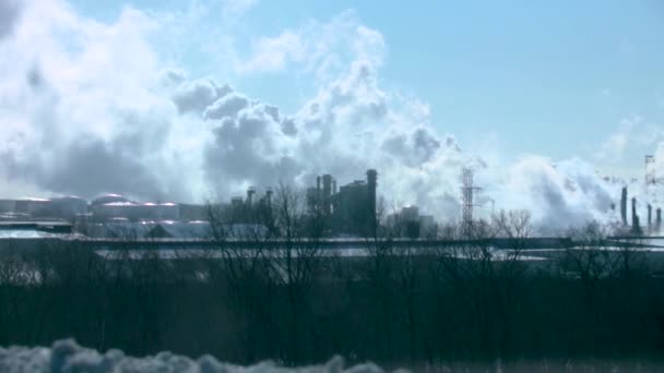 Una Lenta Bandeja Horizontal Enorme Complejo Industrial Visto Desde Distancia — Vídeo de stock