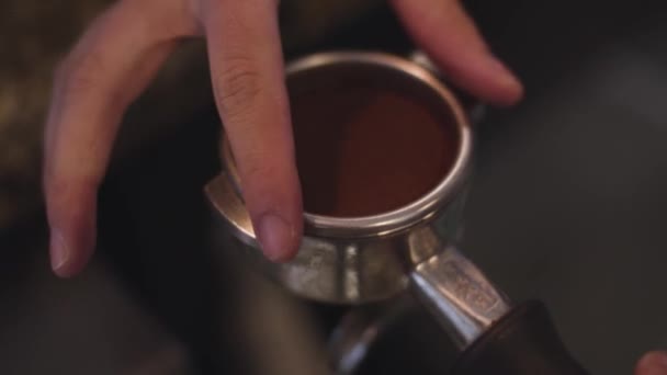 Barista Cleans Shot Espresso — 图库视频影像