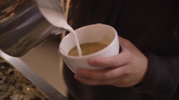 Barista Pours Latte Art Mug — 비디오
