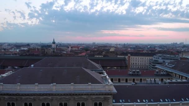 Luchtfoto Boedapest Ochtend Bij Zonsopgang — Stockvideo